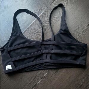 Vuori black Yosemite bra